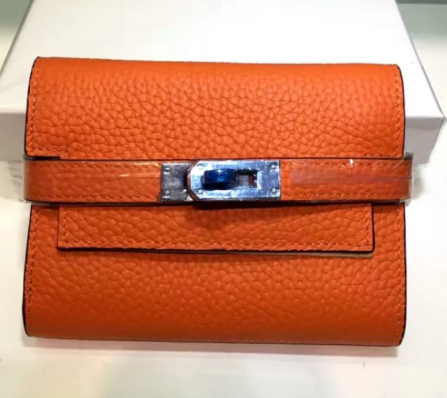 Classic Slim Leather Wallet for Cards & Cash